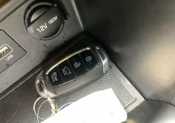 Hyundai Kona cena 44900 przebieg: 23005, rok produkcji 2021 z Andrychów małe 172